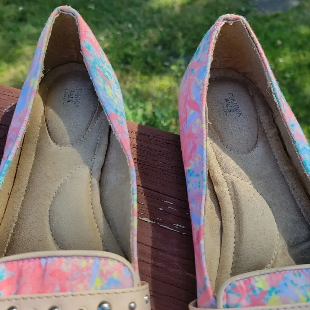 Avon Pink Floral Print Studded Cusion Walk Slip-On Flats Size 8